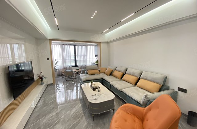 平吉上苑3室2厅112.41㎡125万二手房图片