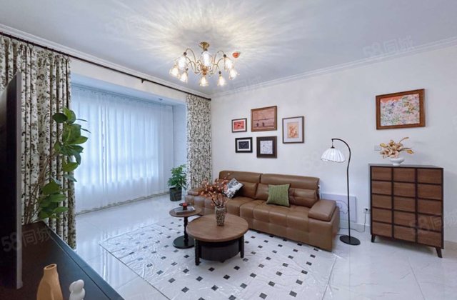 民生凤凰城10号院 次新小区 商品房 有电梯 高楼层采光充足