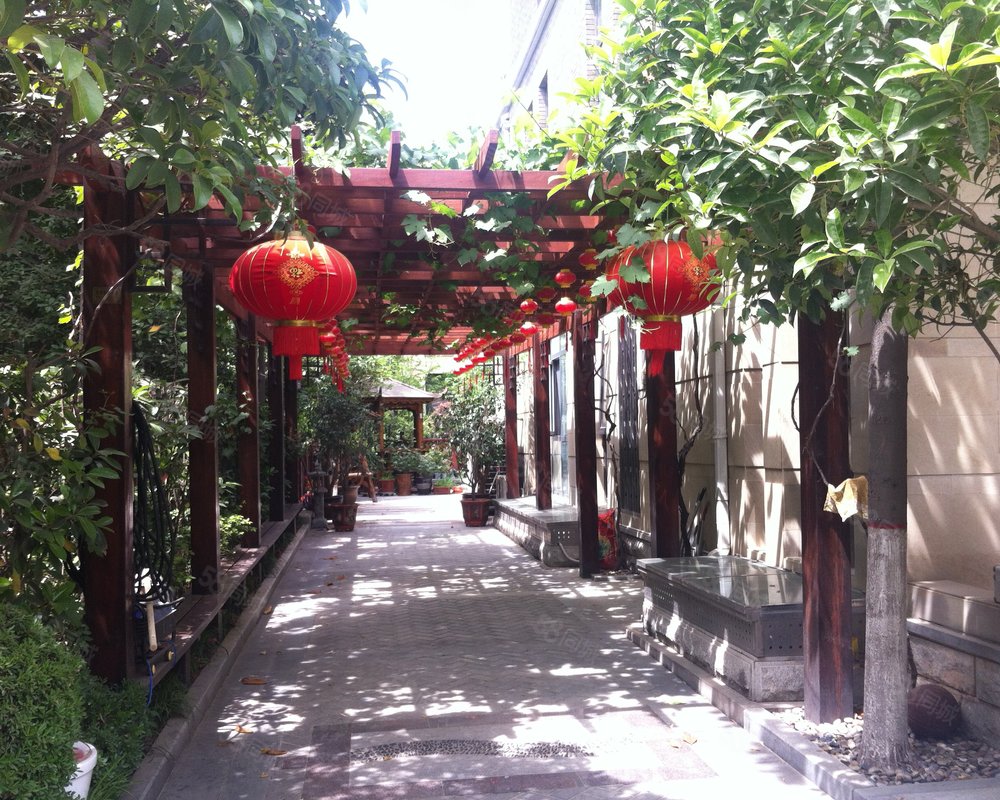 曲江枫林溪园二三环之间