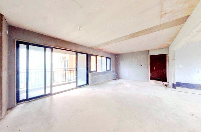 弘德好莱城4室2厅130.68㎡105万二手房图片