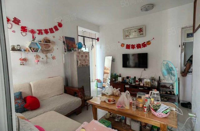 松桂路，  实验南湖新城中间楼层东边户，已交税费，已隔三室