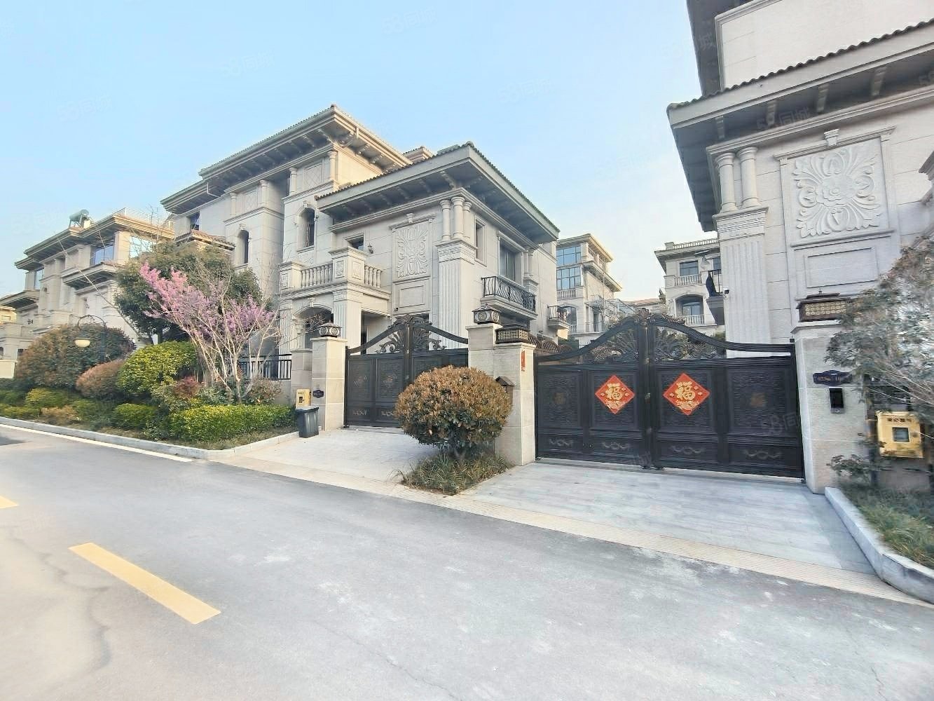 郑州碧桂园别墅区5室2厅4卫235㎡南北445万