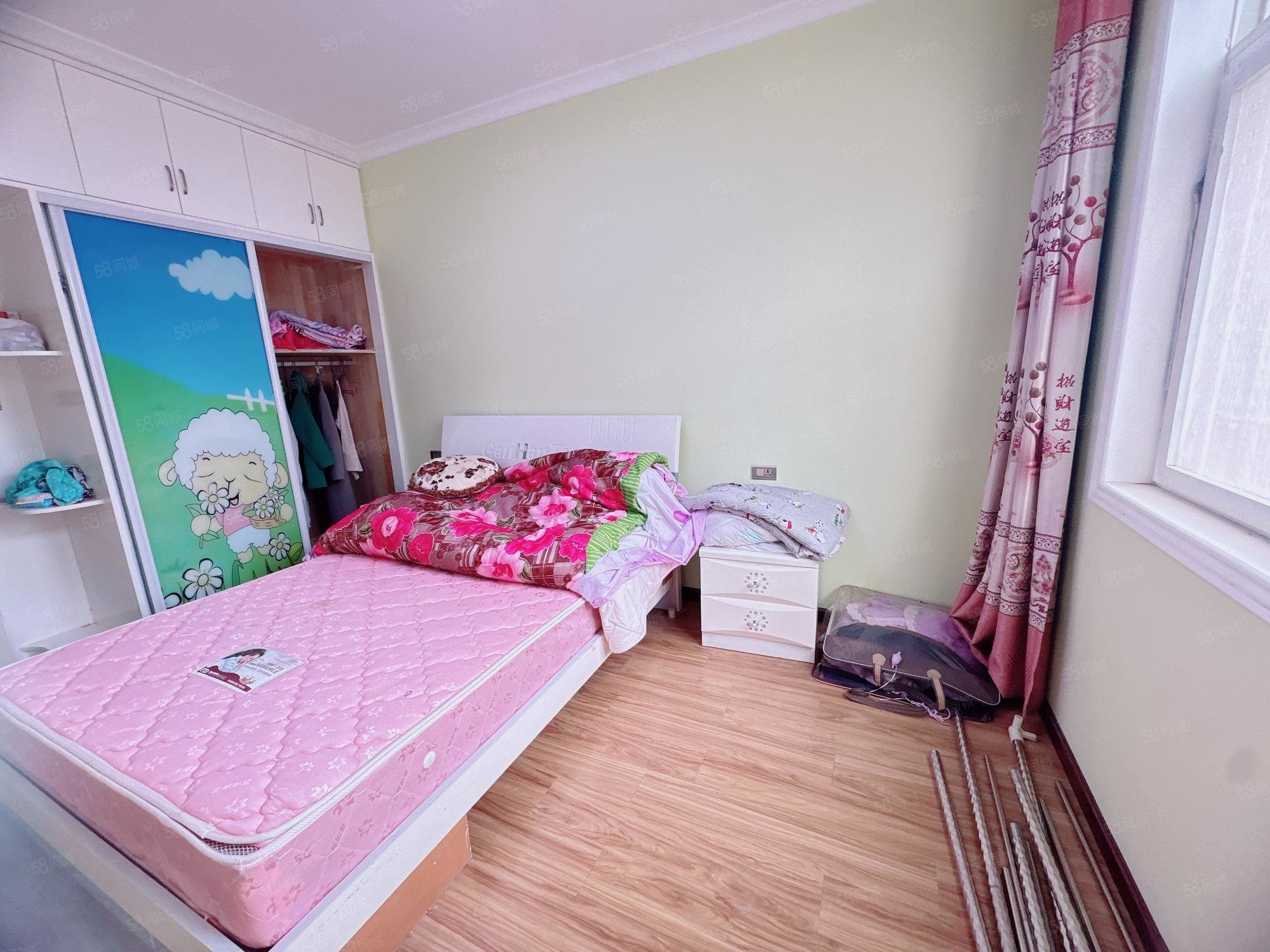 白浪南山小区3室2厅1卫105㎡南11万