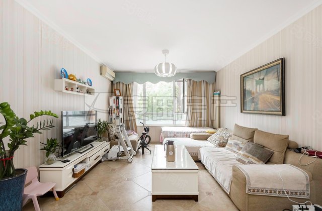 风度柏林2室1厅100.53㎡680万二手房图片