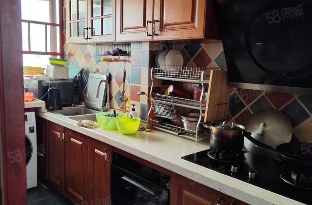 兰亭都荟4室2厅140.64㎡210万二手房图片