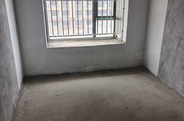 洣水新城4室2厅145㎡53.4万二手房图片