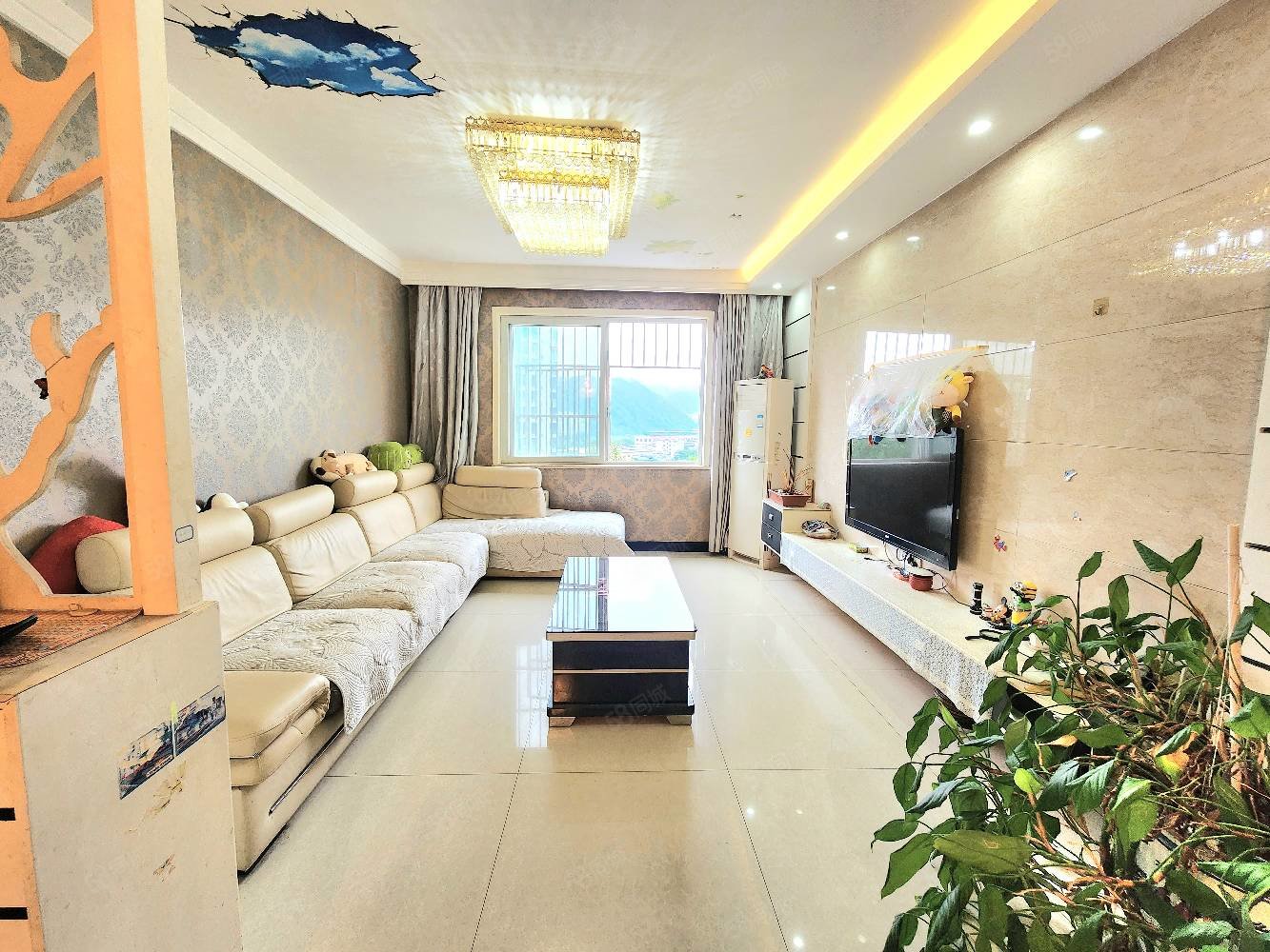 北山小区3室2厅2卫110㎡东南33万