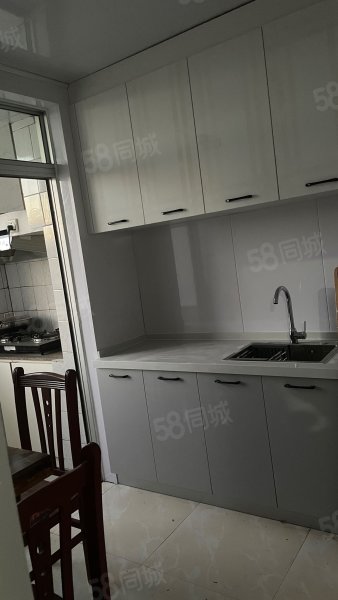 建设局家属楼2室1厅2卫85.62㎡南北25万