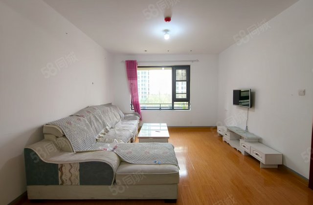 百合新城 四叶草 带车储 满五   两梯两户