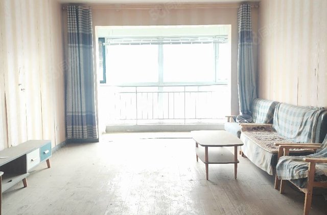 急售！新东方龙湾，带车位，免大税！看房方便，三室两厅