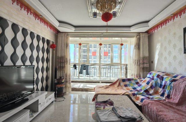 华兴广场住宅3室2厅134㎡66万二手房图片