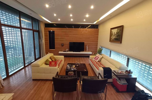 亞瀾灣(別墅)6室4廳3衛(wèi)449.49㎡南北1199萬