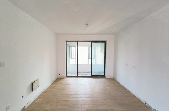 免大税!东边户双阳台锦绣学府 三室两厅两卫,带储,观景房。