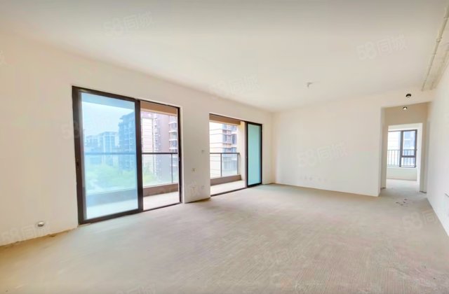 人居越秀紫云府4室2厅141㎡120万二手房图片