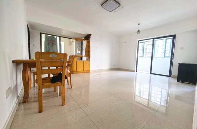 凤湖新城一区3室2厅93.18㎡135万二手房图片