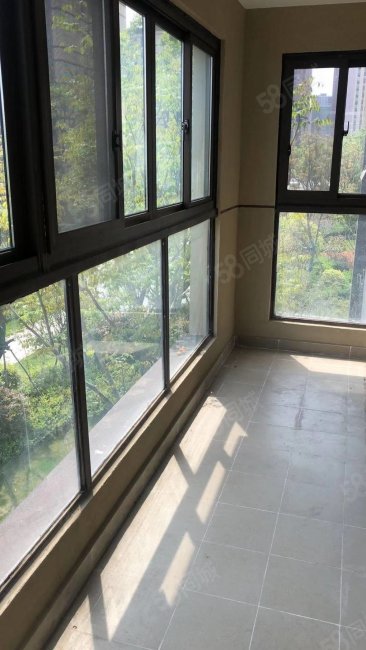 御景澜庭 东边户 三室 127平 精装 位置好125万,御璟兰庭-宿州58同城