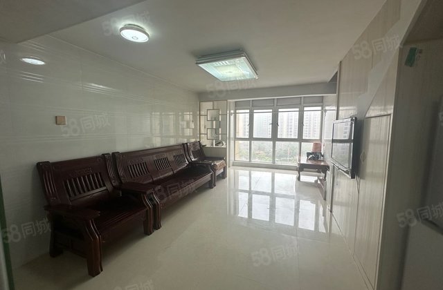 凯旋金融中心2室1厅41.9㎡28万二手房图片