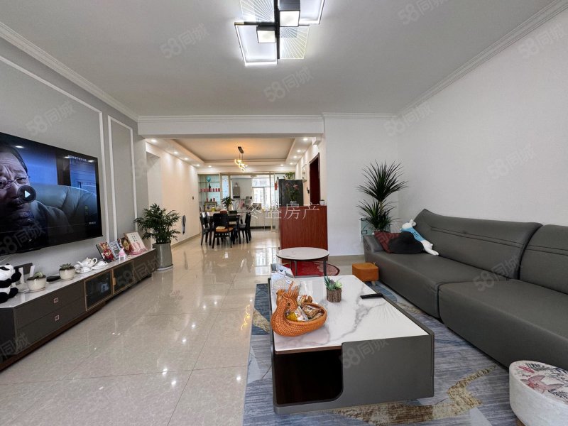 美岸栖庭 中间楼层采光好 商品住宅 交通便利 精装可拎包入住