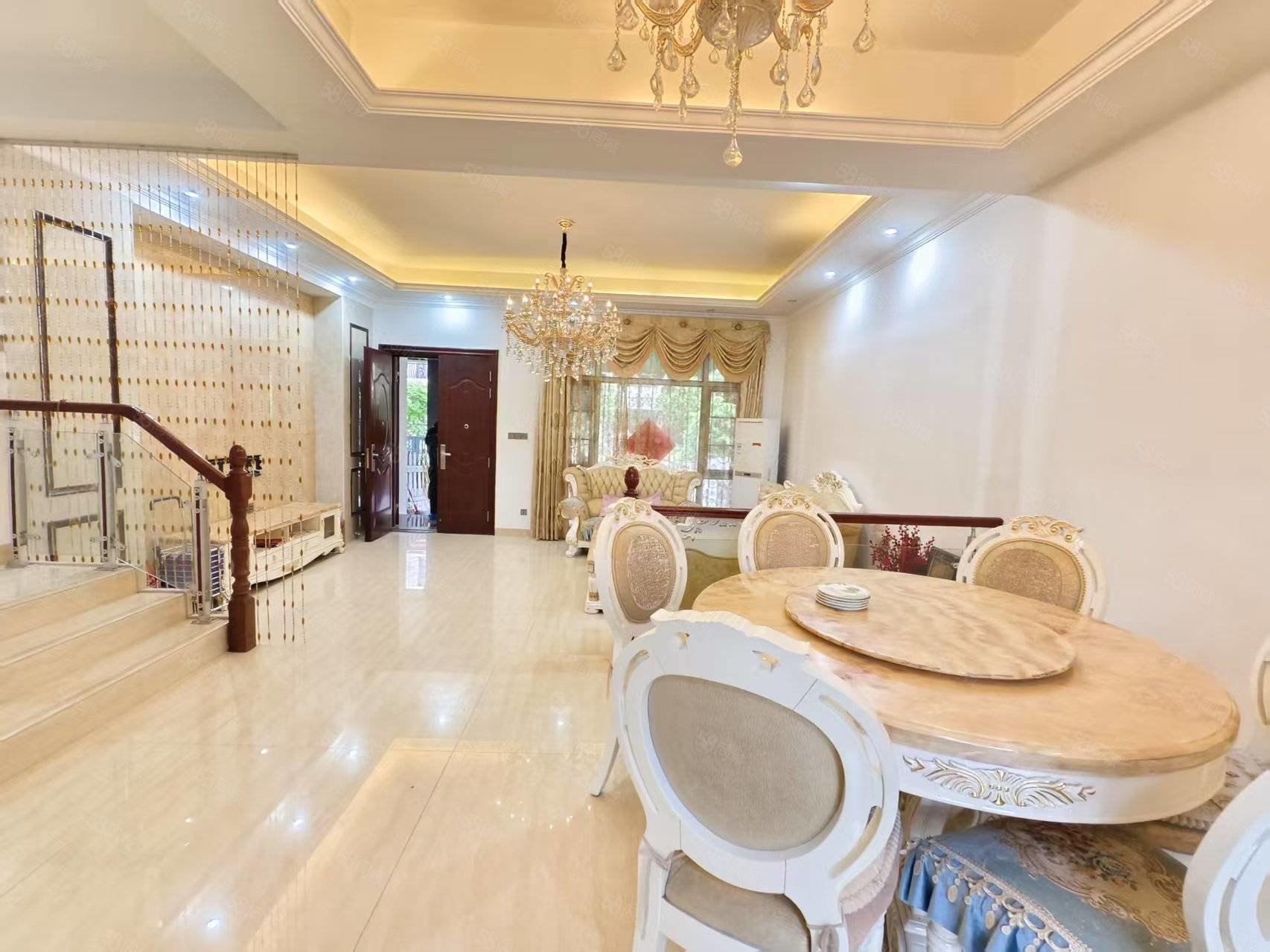 韶关碧桂园4室2厅4卫224㎡南138万