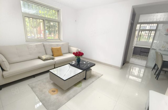 61.6急售二中文苑金柱大学城旁3室2厅精装边户带车位带储