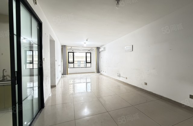 急急急！民生凤凰城壹号院！三室带车位，新一中外国语，民生