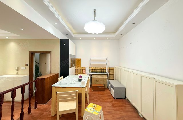 金色花园(A区)3室2厅111.69㎡182万二手房图片