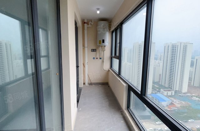 送车储 双阳台 新房未住 挨理想城 朗悦府 城市领秀 可按揭