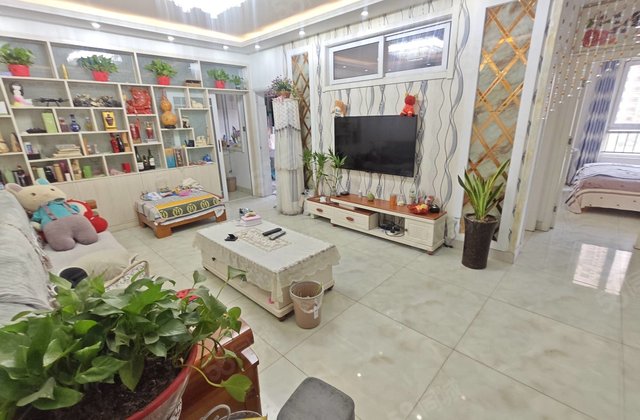 昌润莲城 精装三室 免大税 带储藏室 随时看房 八里庙