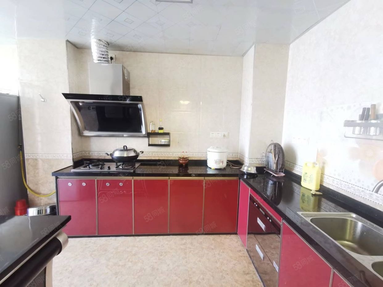 福景园3室2厅2卫119.71㎡南48万