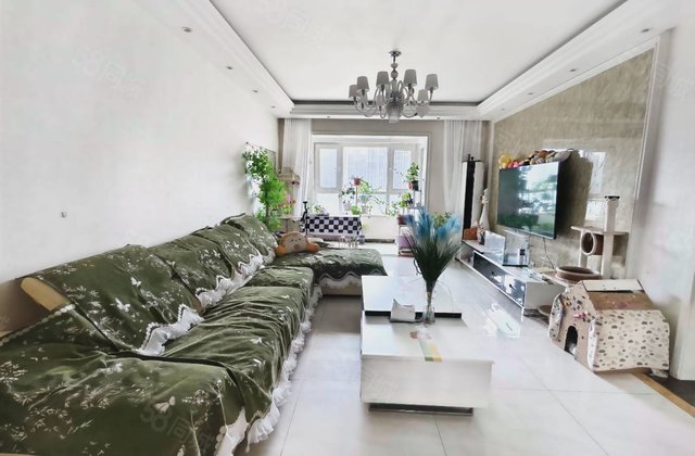 廊坊孔雀城大学里4室2厅132㎡110万二手房图片