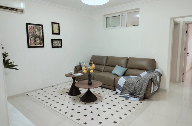 实验   东方双语裕昌水岸新城 精装 小三房 小区停车方便