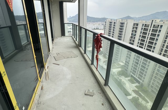 栖辰雅苑4室2厅180㎡163.8万二手房图片