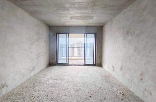 盛凯御苑4室2厅126㎡65万二手房图片