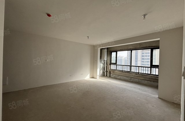 绿地蔚蓝城3室2厅118㎡56万二手房图片