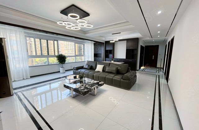 御景苑4室2厅141.42㎡135.2万二手房图片