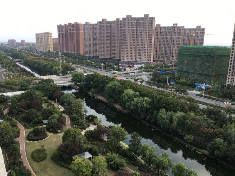 盐阜天鹅丽都4室2厅2卫167.3㎡南北155万