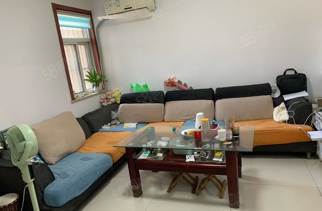 清华园  近文轩 老一 大两居带储 楼层好采光好交通便利