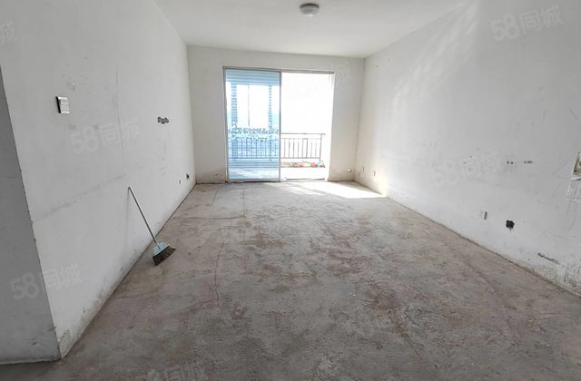 金域中央3室2厅118㎡44.8万二手房图片