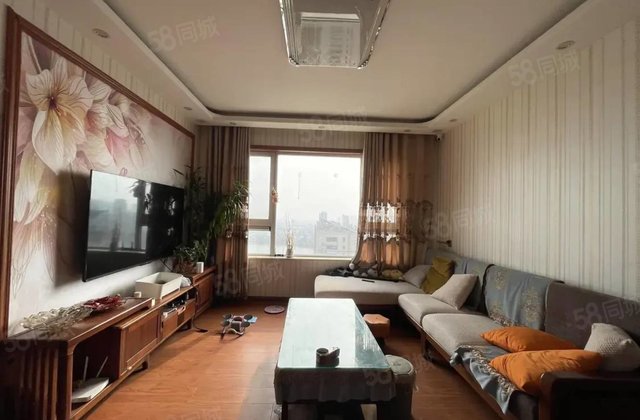 新上 昌润莲城边户 三室双卫 河景房 免大税 随时看