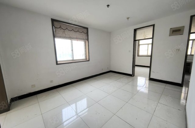 七中2楼，西边户，免大税，36.8