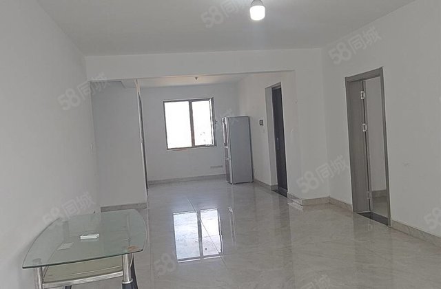 房市中心！中央帝景！金麟府精装四室！送车位！免大税！