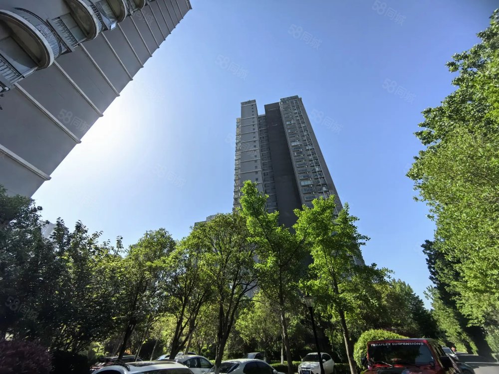 帝豪水榭花都 4开间朝南 阳台三面采光 视野棒 房主诚意出售