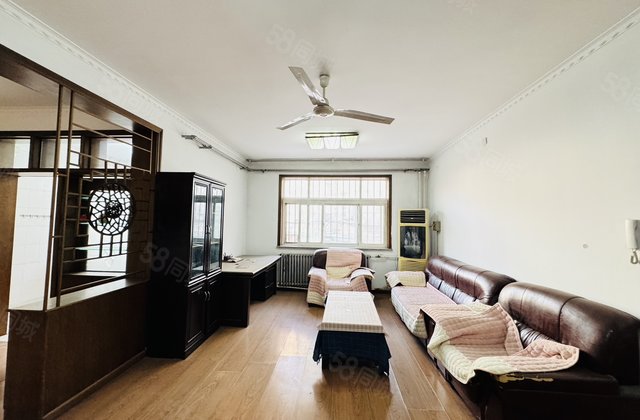 东昌湖边 鼎舜花园 带阳面大车库 多层一楼 小区干净停车方便