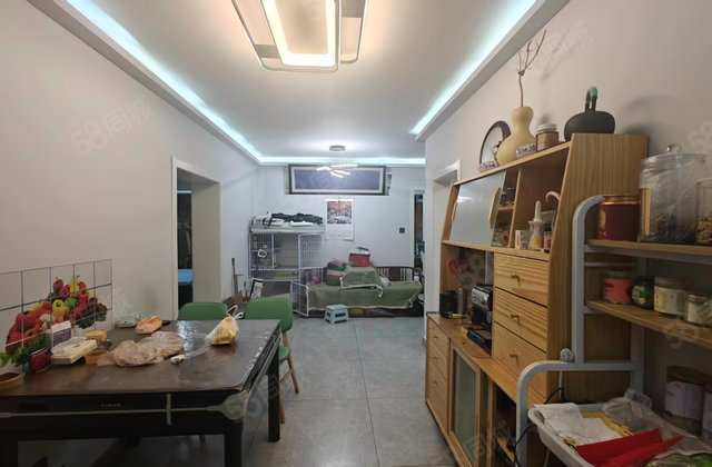 小西门自治区团委家属4室1厅112.3㎡129万二手房图片