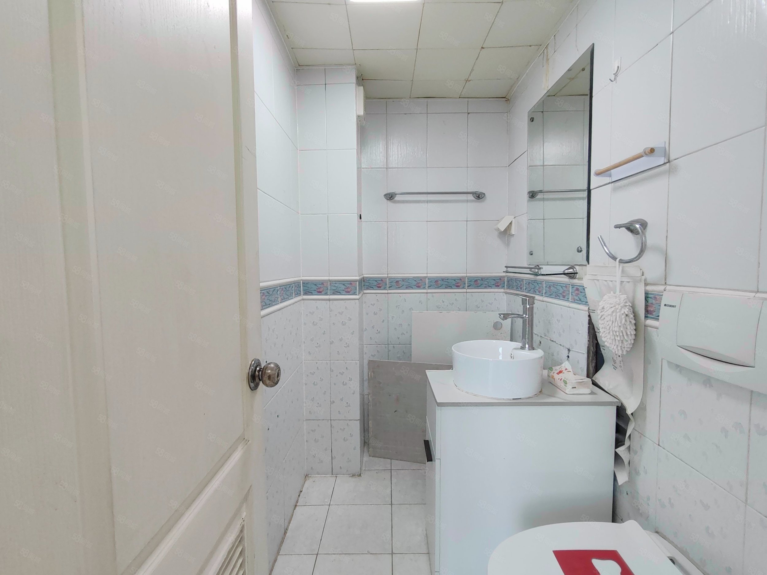 艾麗華麗舍服務(wù)公寓1室2廳2衛(wèi)61.07㎡東469萬(wàn)