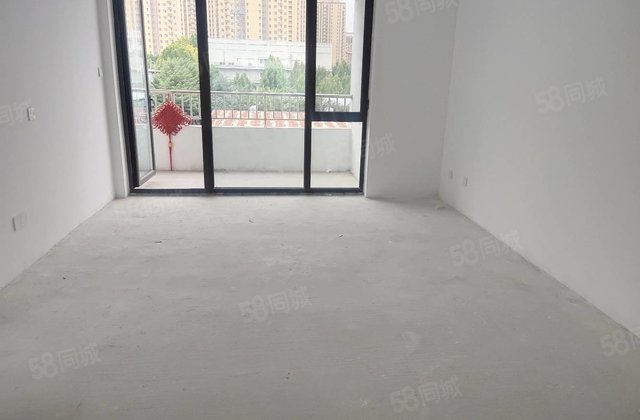 颐中文苑急售洋房送2车位50平储藏室南北通透全名户型