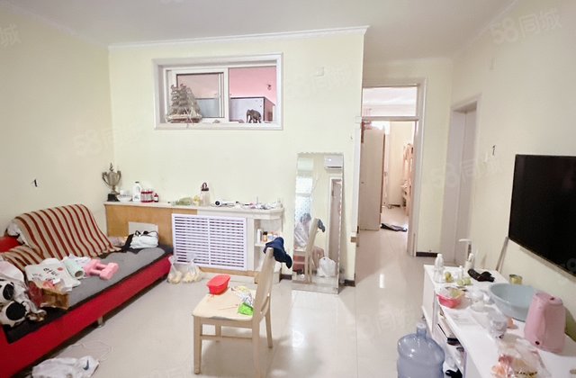 文轩 八中附近 学府花园 好楼层 三居 停车方便