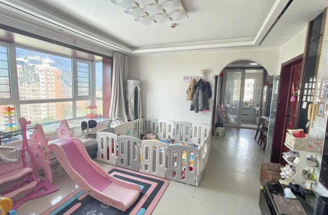 市中心东昌中学中华御苑 带车也储藏室可贷款