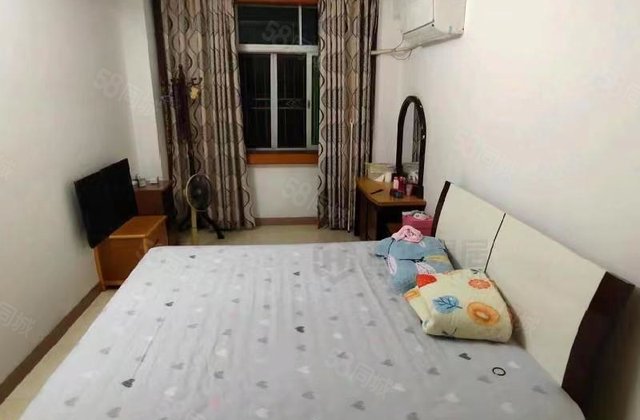 民生小区3室2厅101㎡35万二手房图片