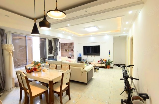 中海右岸(二期)3室2厅90.03㎡139万二手房图片